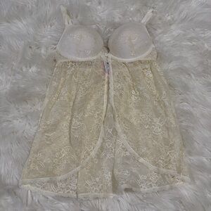 La Senza lace front clasp‎ lingerie slip size M